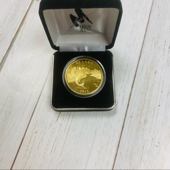 Alaska Mint 2018 Limited Edition Fishing Sportsmen Medallion. - Picture 7 of 12